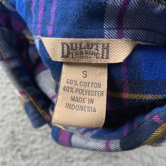 Duluth Trading Co Shirt Womens Small Crosscut Wicking Flannel Plaid Outdoor - Picture 8 of 10